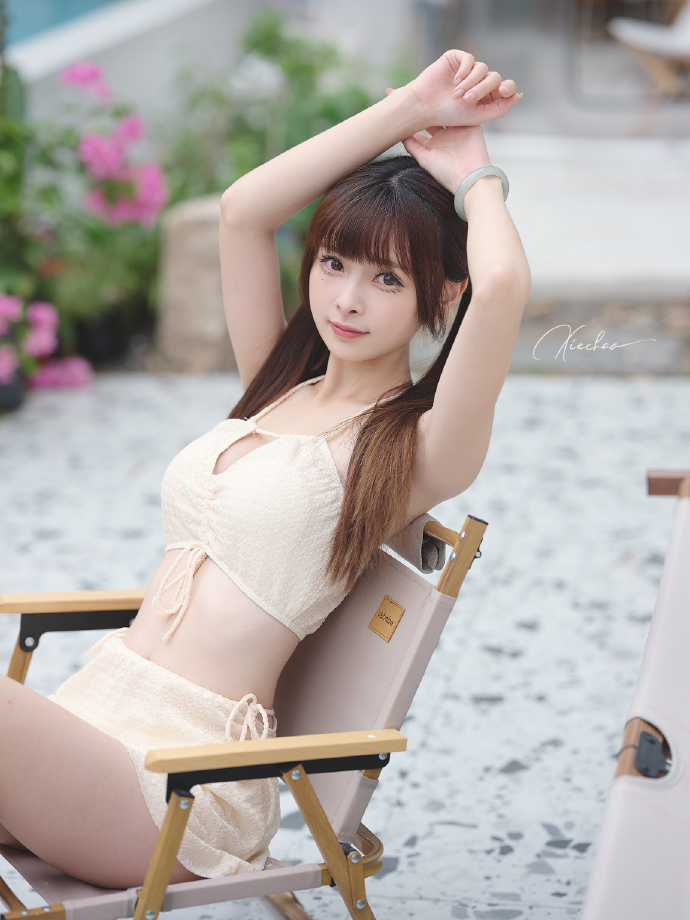 坚如磐石 封面